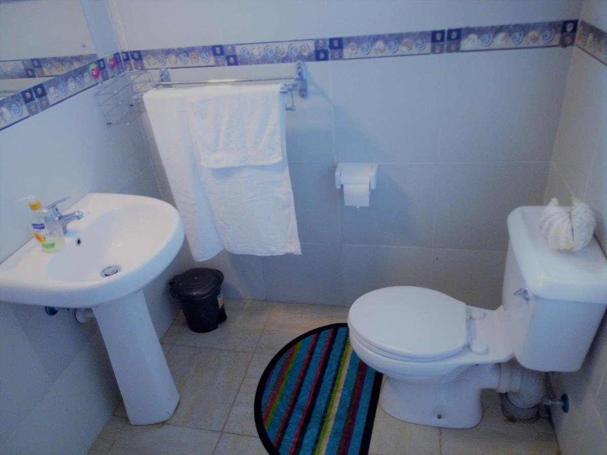 Sea Breeze Villas Kenya Diani Beach Dış mekan fotoğraf